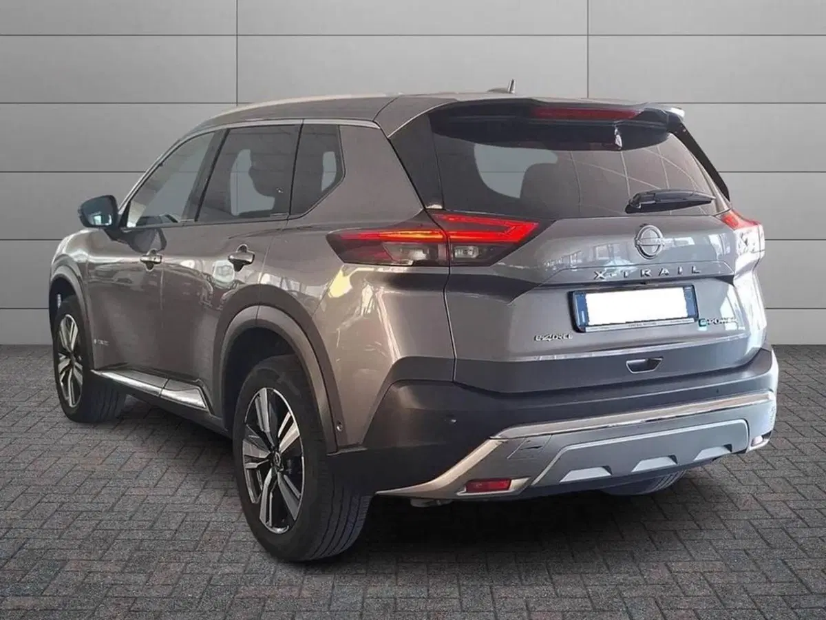 Nissan X-Trail usata a Torino (2)