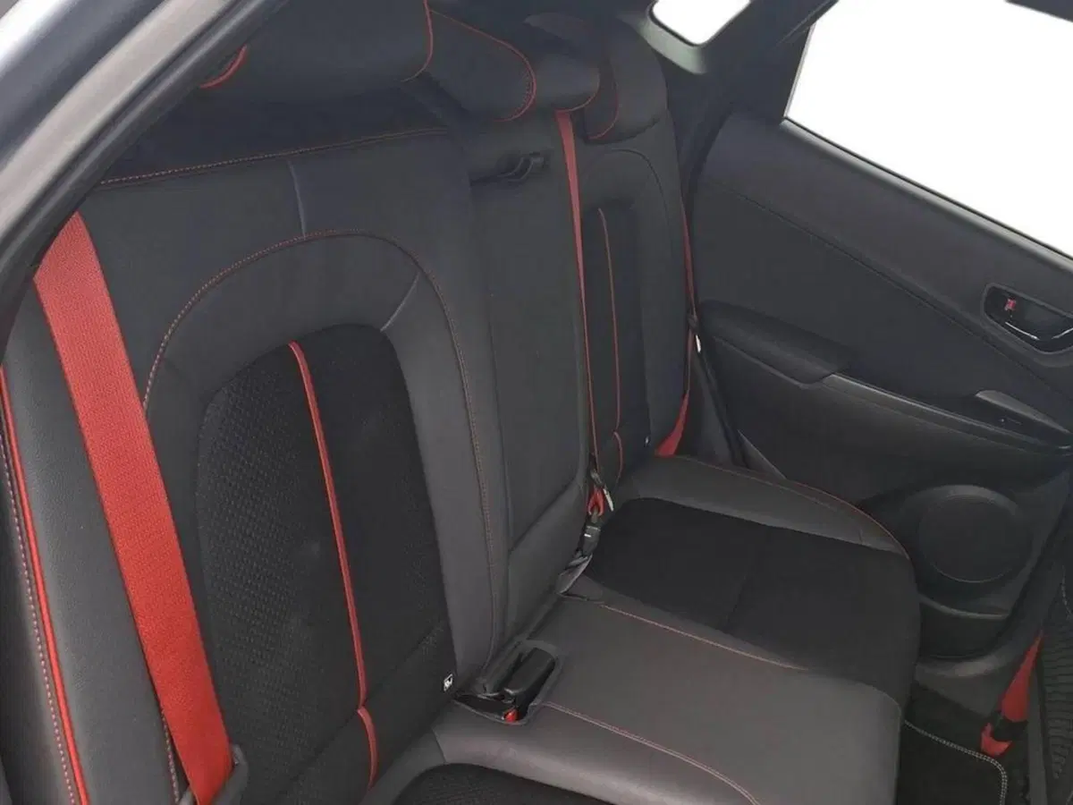 Hyundai Kona usata a Torino (13)