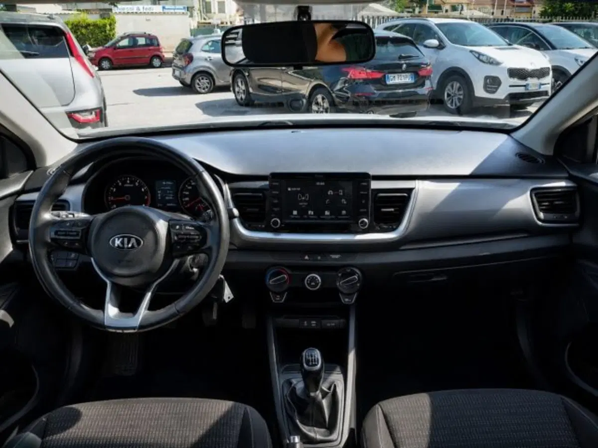 Kia Stonic usata a Firenze (11)
