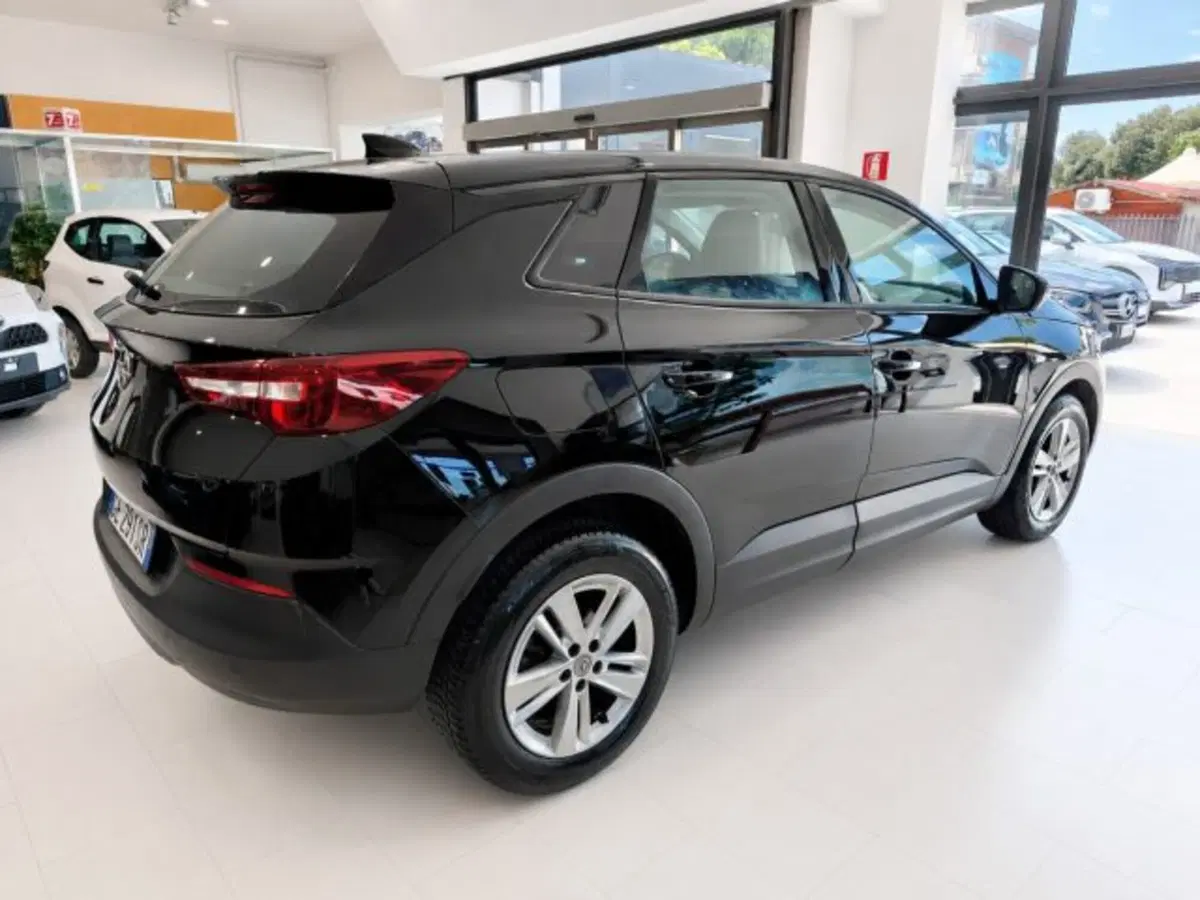 Opel Grandland X usata a Firenze (6)
