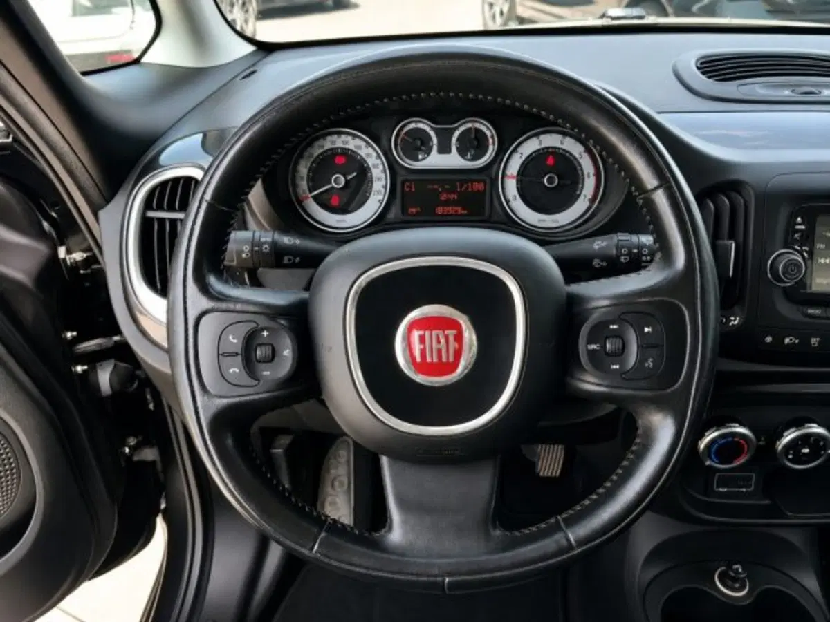 Fiat 500L usata a Firenze (9)