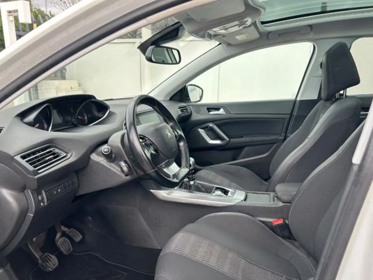 Peugeot 308 usata a Campobasso (14)