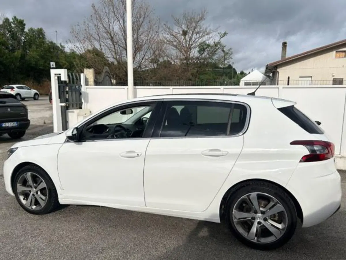 Peugeot 308 usata a Campobasso (6)