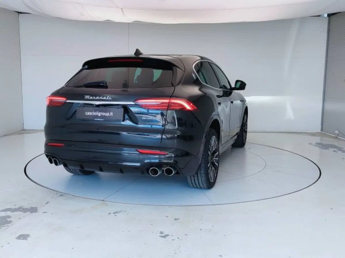 Maserati Grecale usata a Teramo (5)