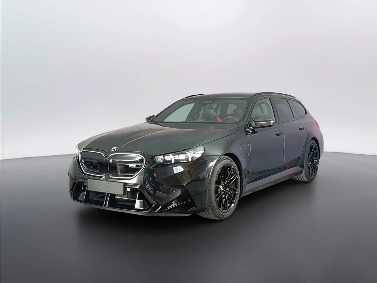 BMW Serie 5 Touring nuova a Ascoli Piceno
