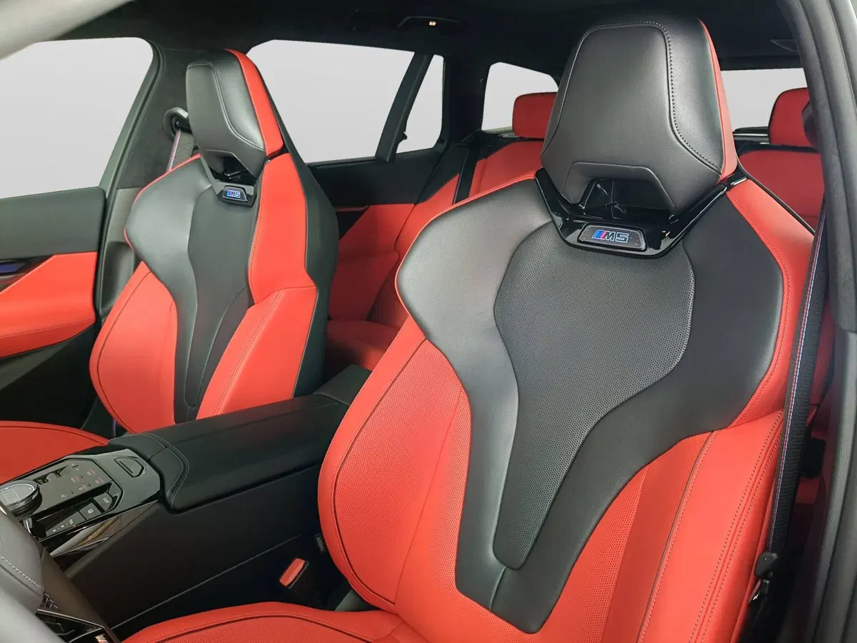 BMW Serie 5 Touring nuova a Ascoli Piceno (12)