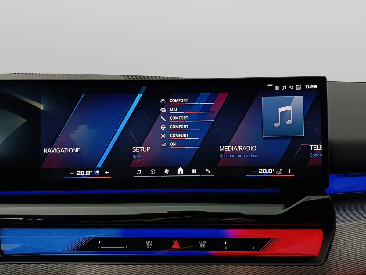 BMW Serie 5 Touring nuova a Ascoli Piceno (15)