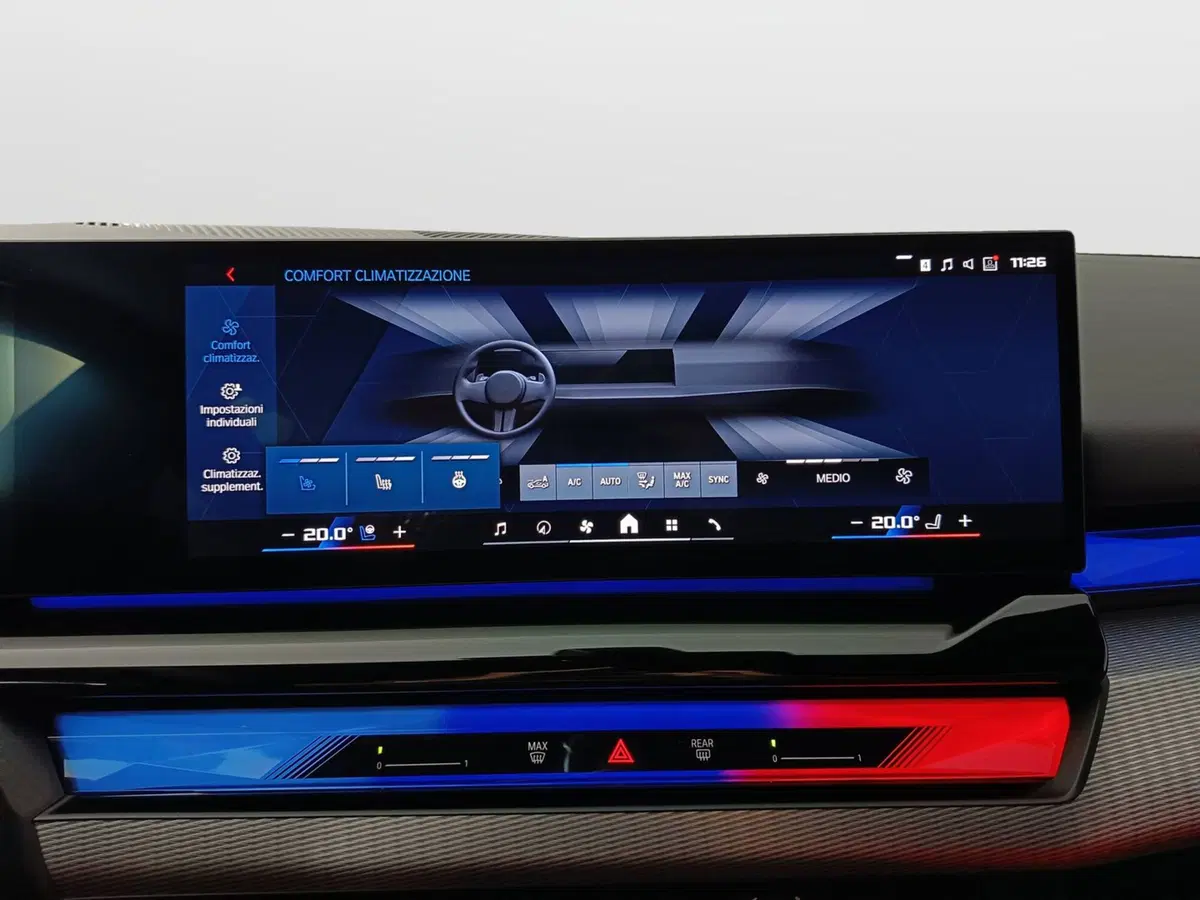 BMW Serie 5 Touring nuova a Ascoli Piceno (16)