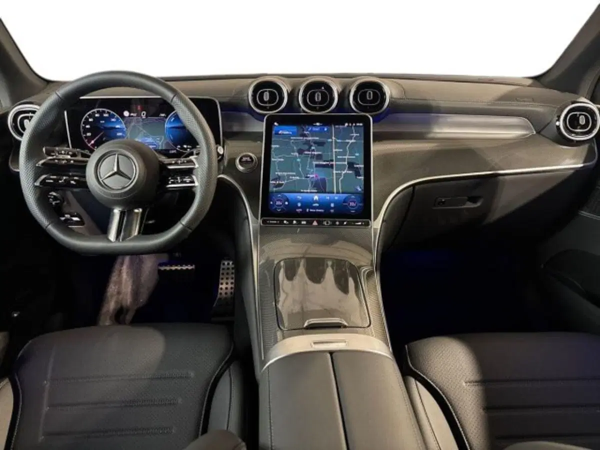 Mercedes-Benz GLC nuova a Bologna (13)