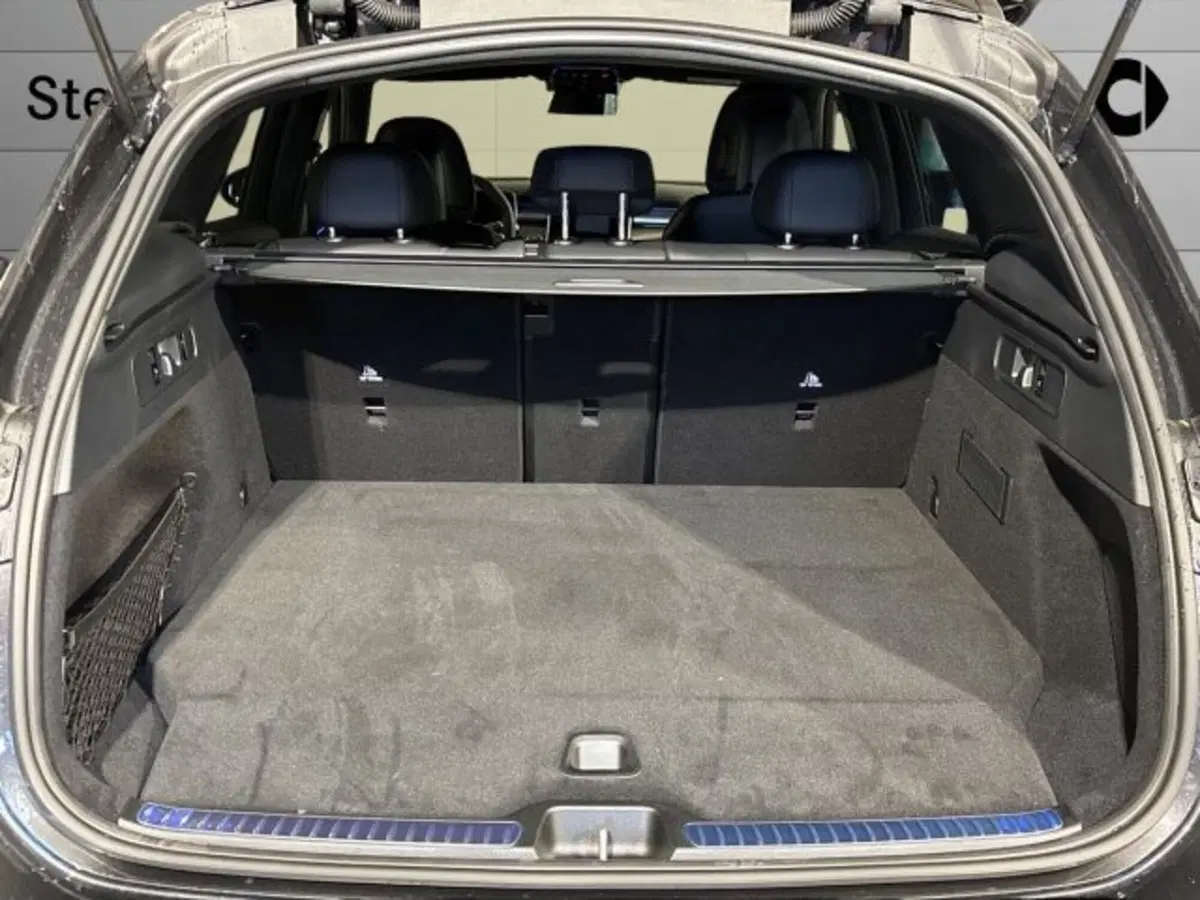 Mercedes-Benz GLC nuova a Bologna (7)