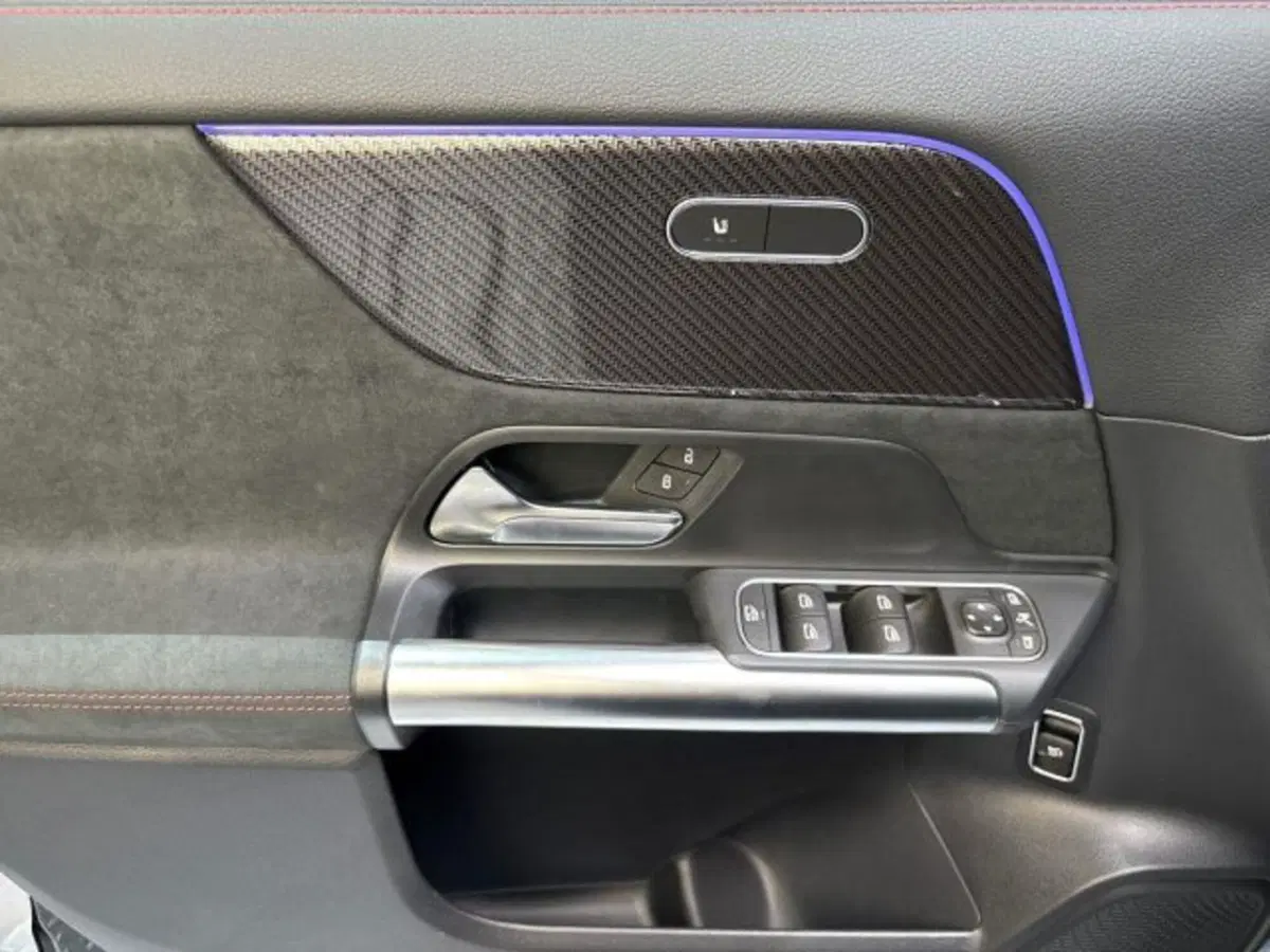 Mercedes-Benz GLA SUV nuova a Bologna (10)