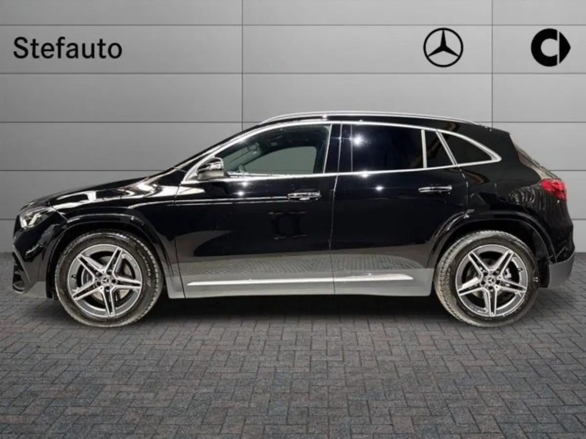 Mercedes-Benz GLA SUV nuova a Bologna (3)