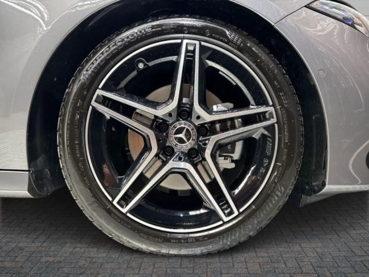 Mercedes-Benz Classe A nuova a Bologna (8)