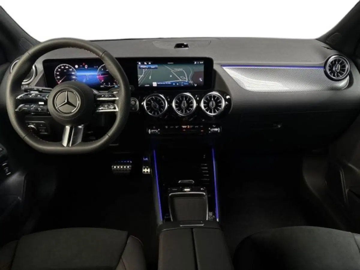 Mercedes-Benz GLA SUV nuova a Bologna (13)