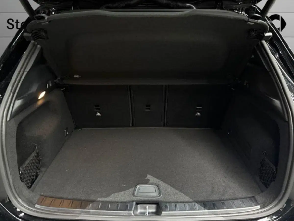 Mercedes-Benz GLA SUV nuova a Bologna (7)
