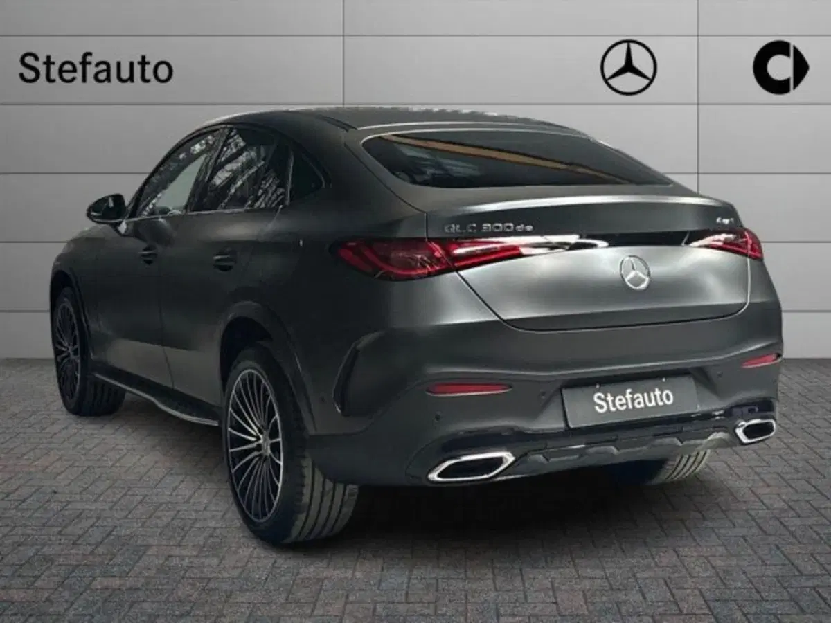 Mercedes-Benz GLC Coupé nuova a Bologna (5)