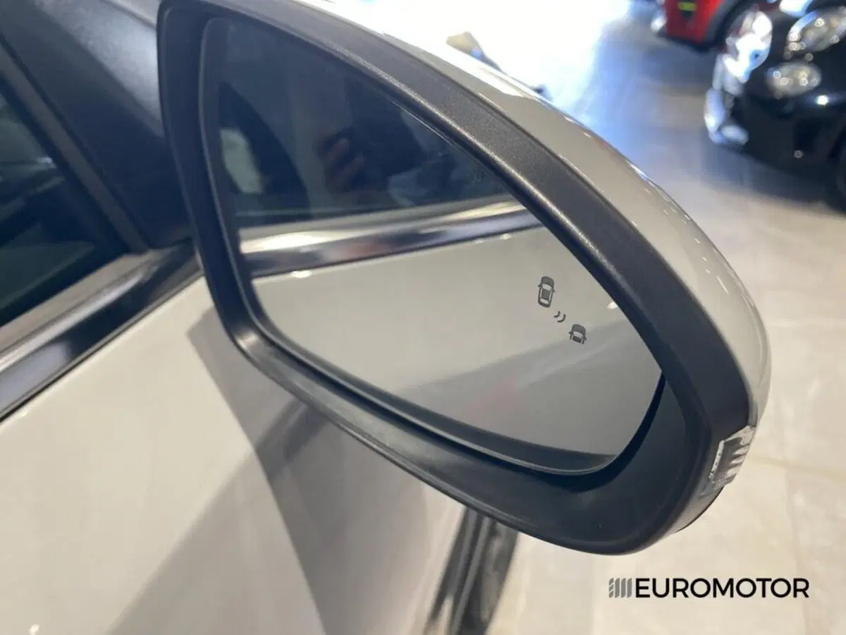 Kia XCeed nuova a Bari (10)