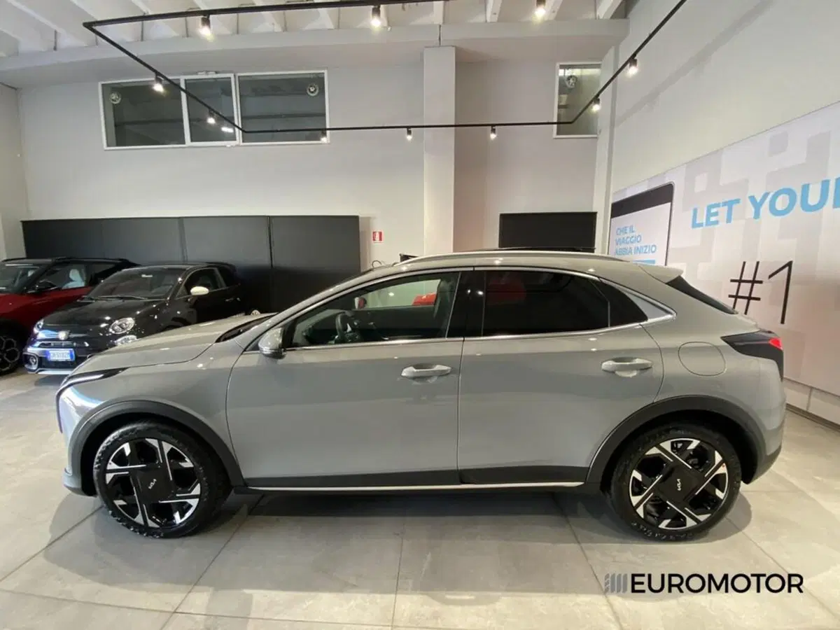 Kia XCeed nuova a Bari (15)