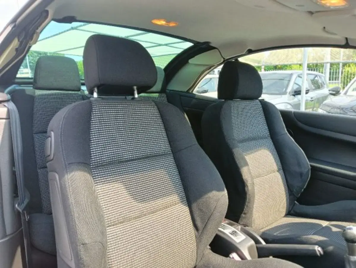 Peugeot 307 Cabrio usata a Brescia (15)