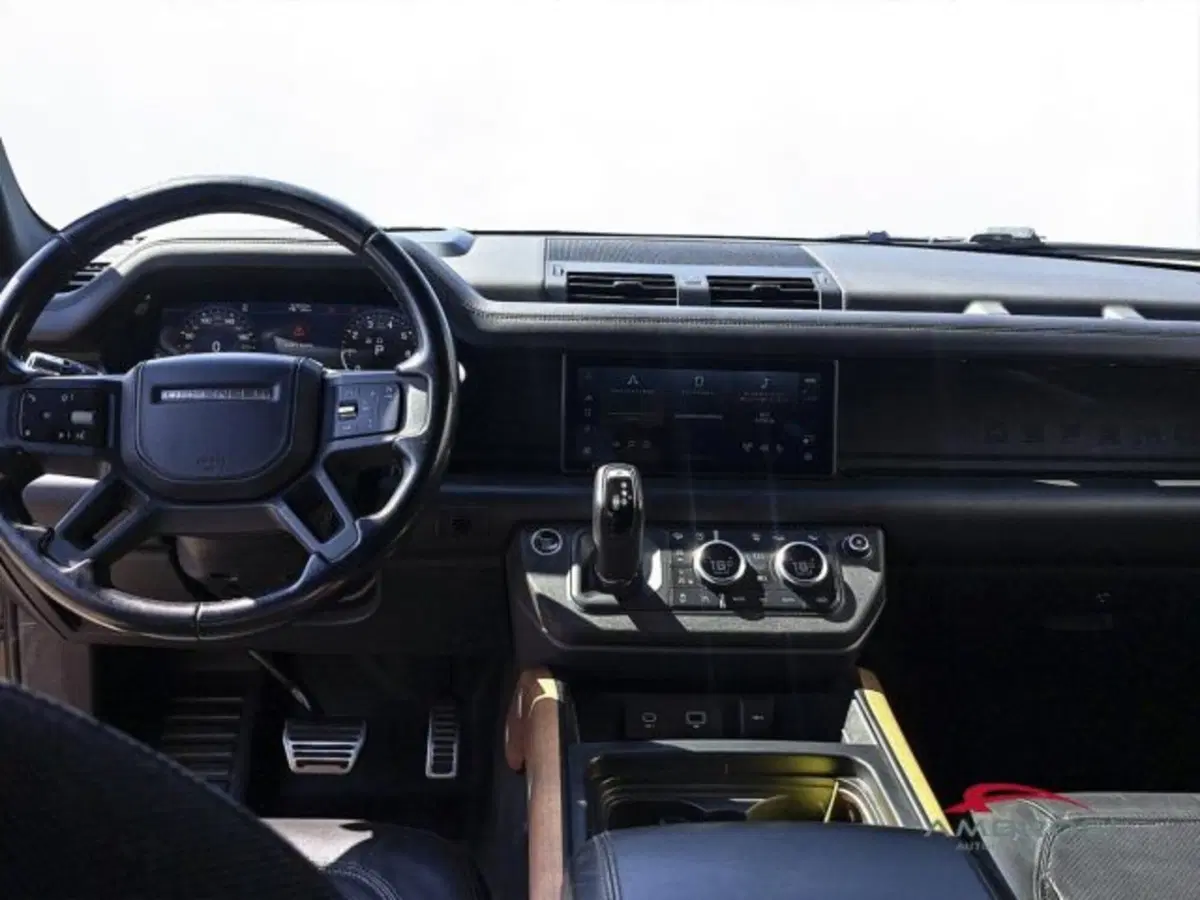 Land Rover Defender usata a Perugia (12)