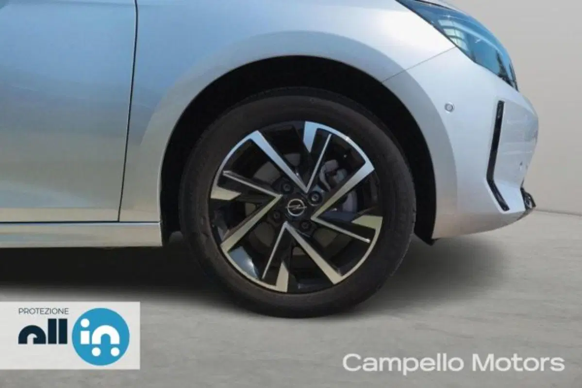 Opel Corsa usata a Venezia (17)