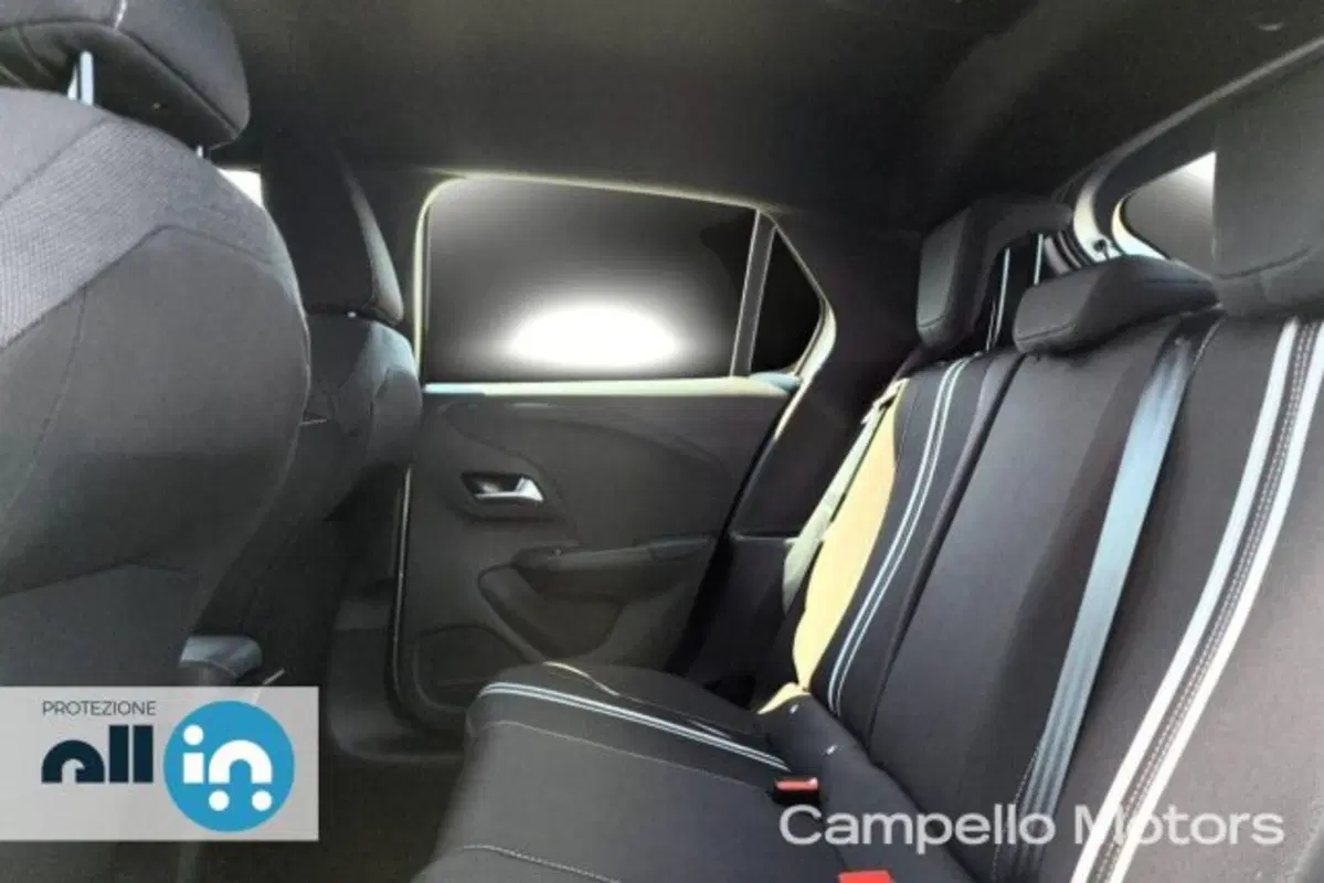 Opel Corsa usata a Venezia (6)