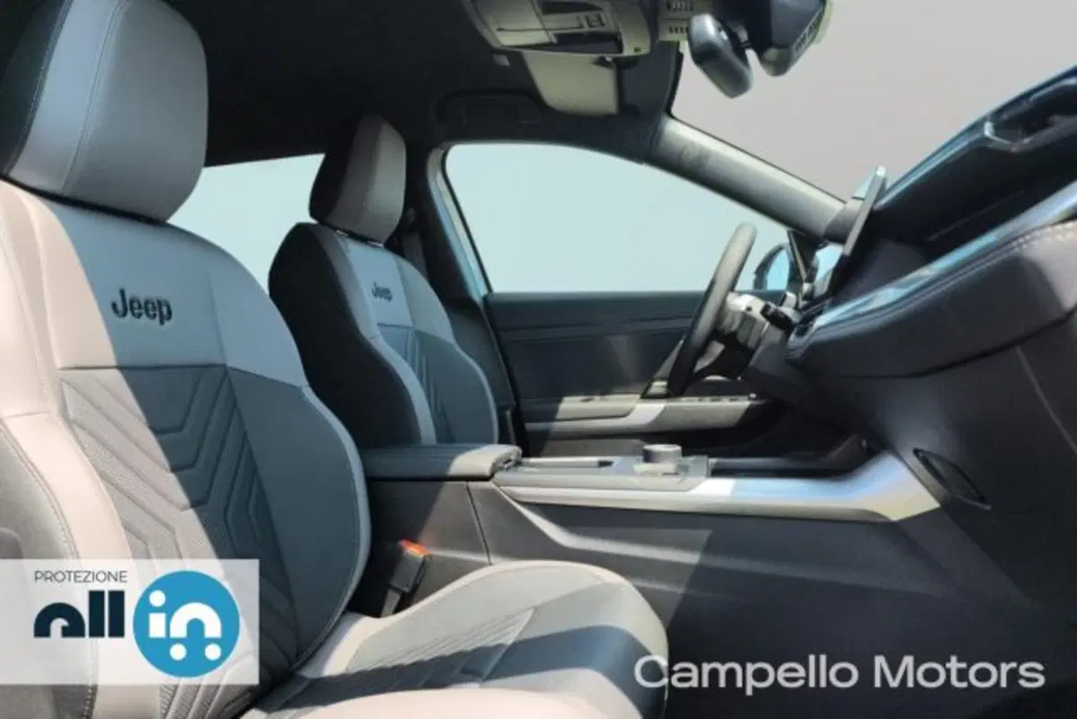 Jeep Compass nuova a Venezia (18)