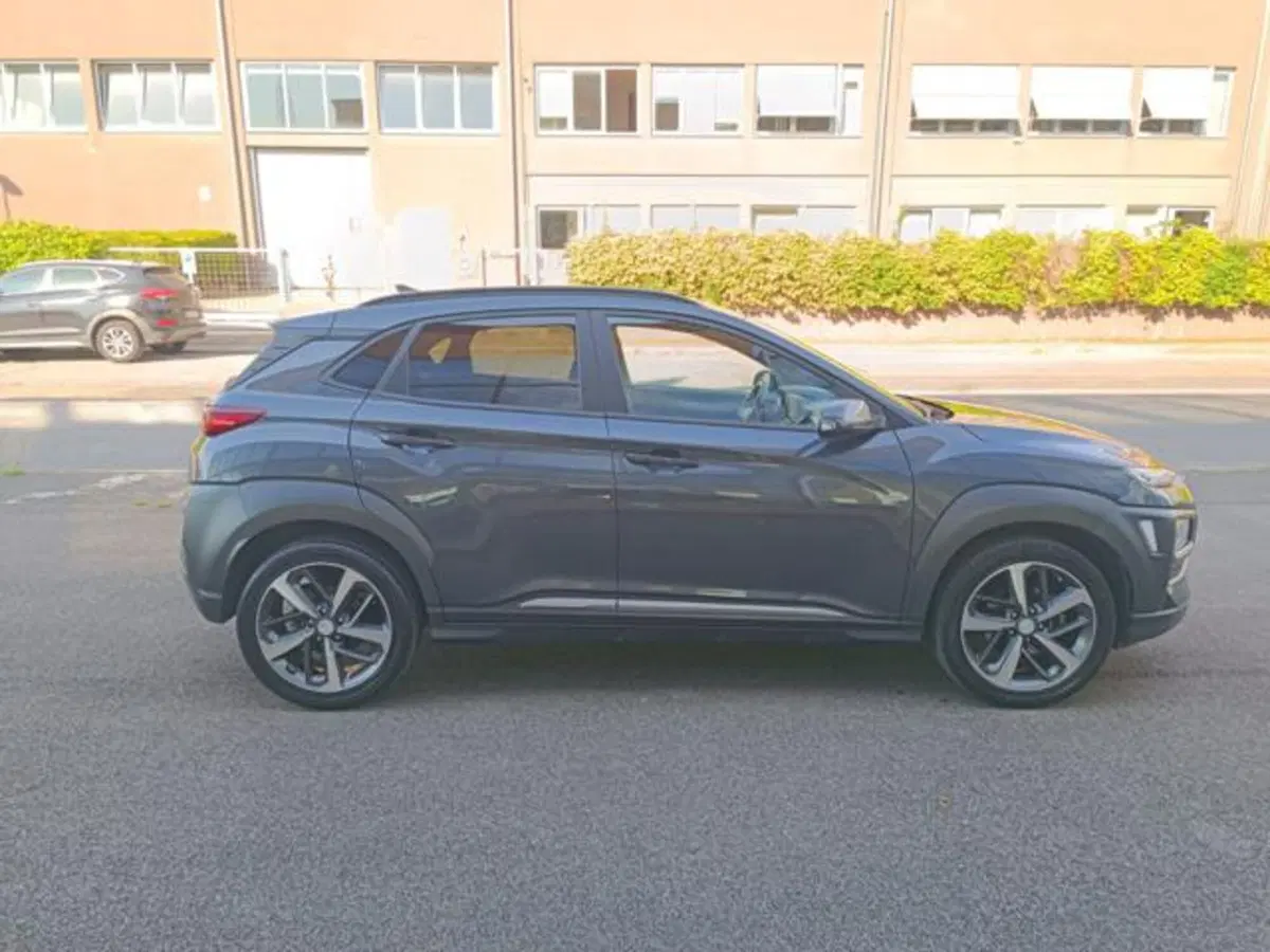 Hyundai Kona usata a Pisa (6)