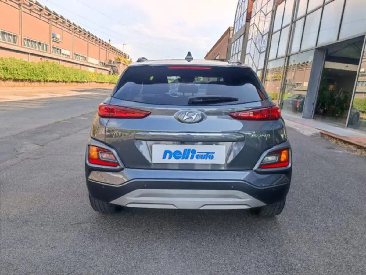 Hyundai Kona usata a Pisa (9)