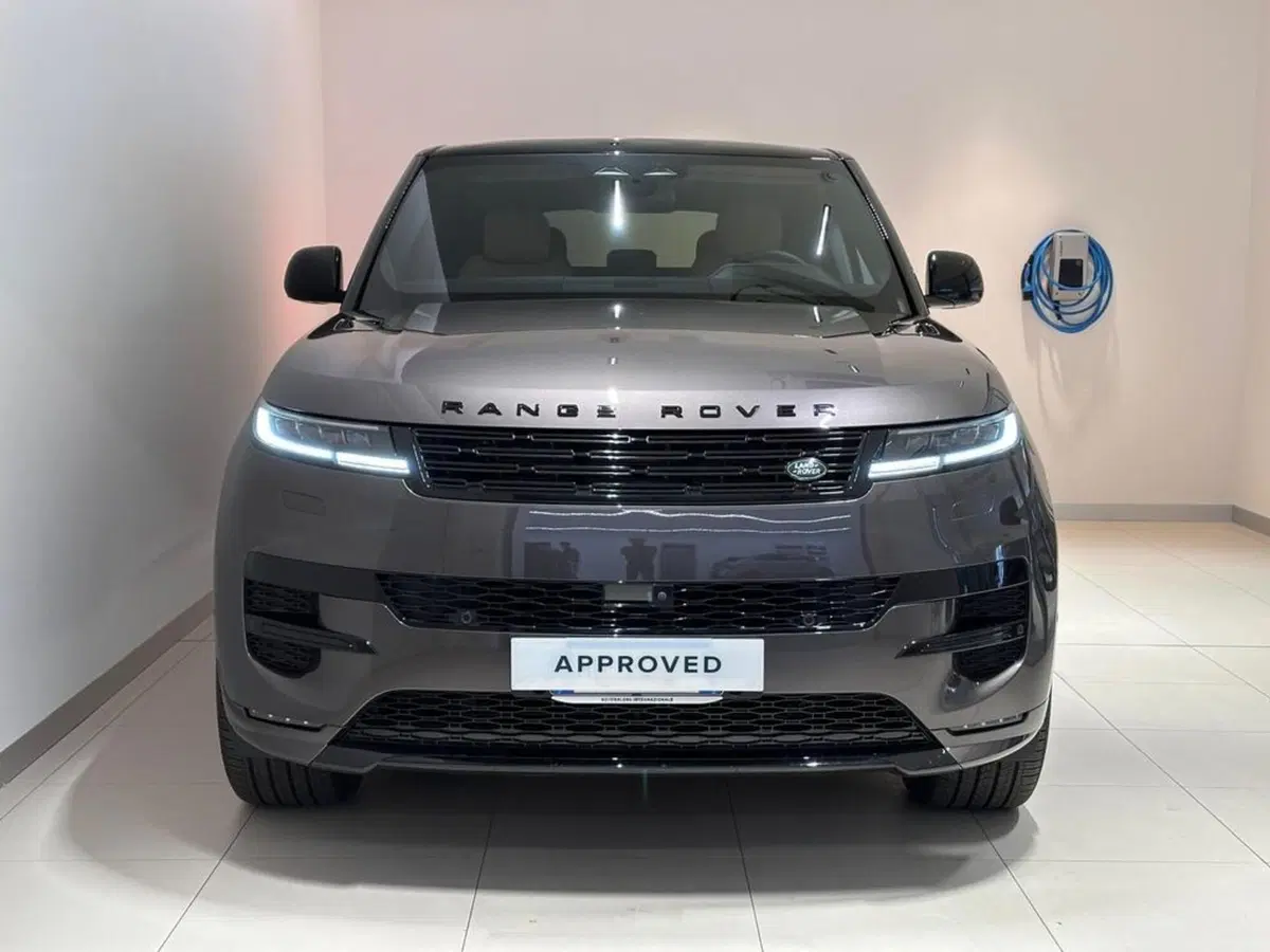 Land Rover Range Rover Sport nuova a Varese (2)