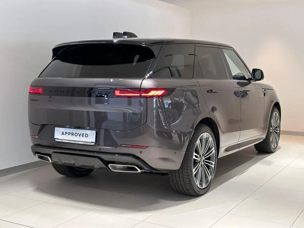 Land Rover Range Rover Sport nuova a Varese (4)