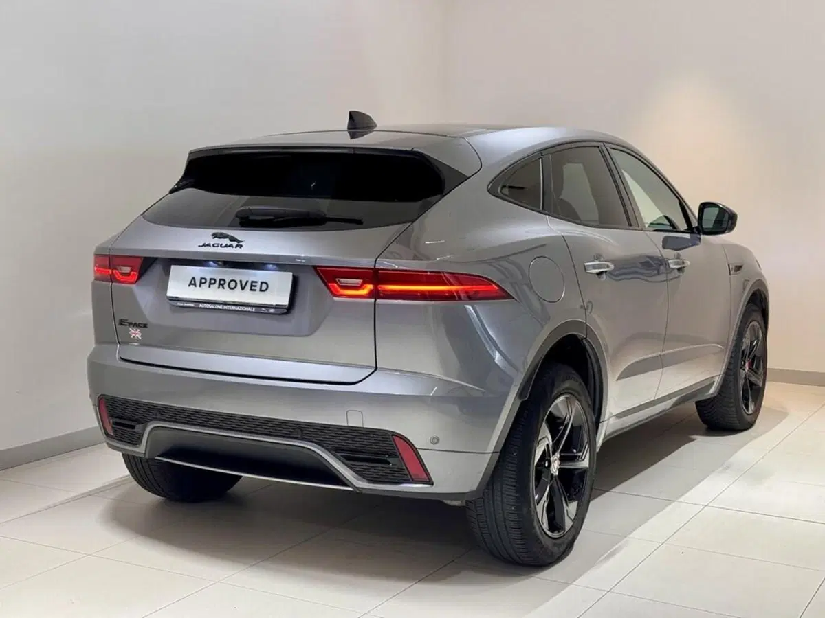 Jaguar E-Pace usata a Varese (2)