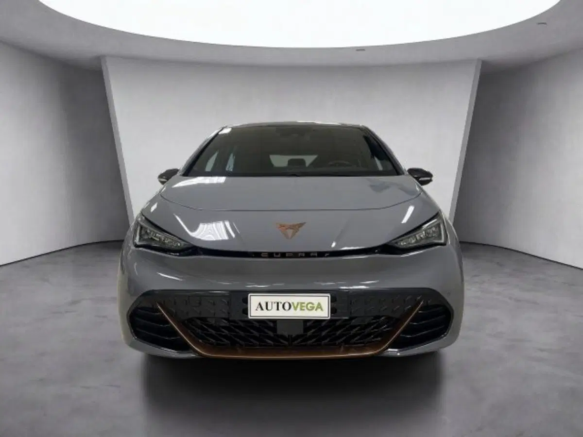Cupra Born usata a Vicenza (2)