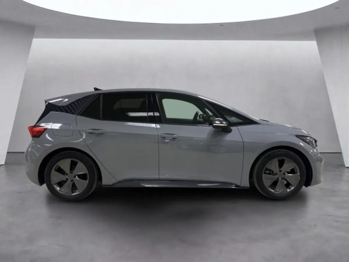 Cupra Born usata a Vicenza (3)
