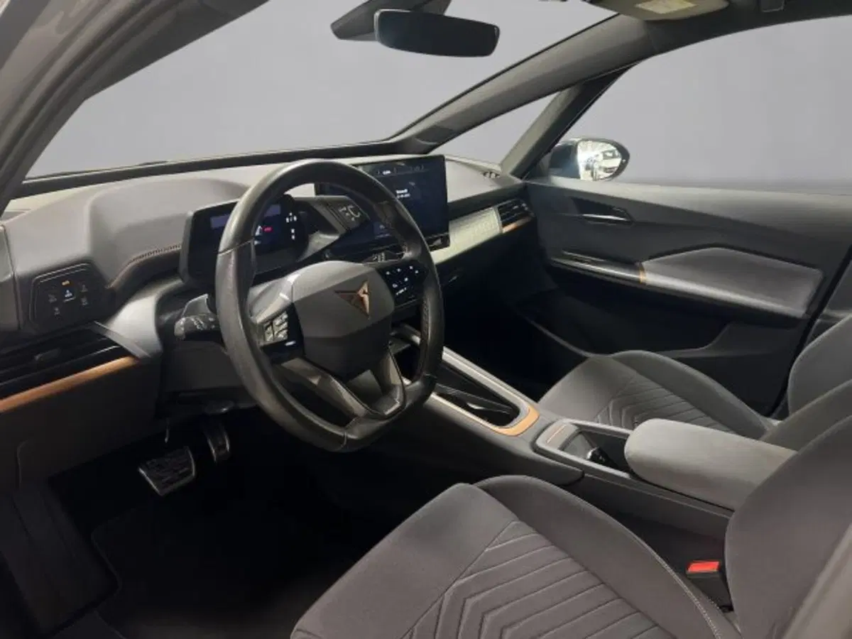 Cupra Born usata a Vicenza (7)