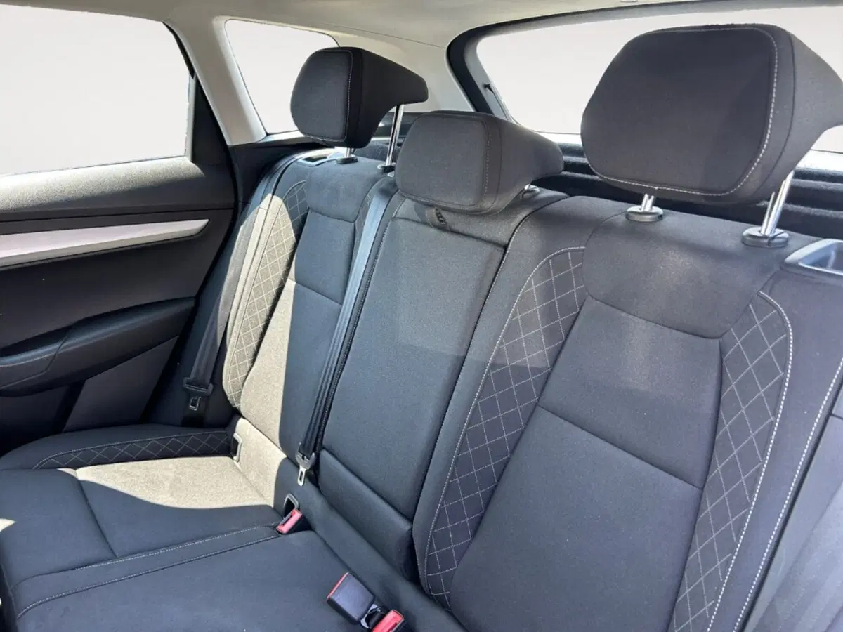 Skoda Karoq usata a Verona (9)