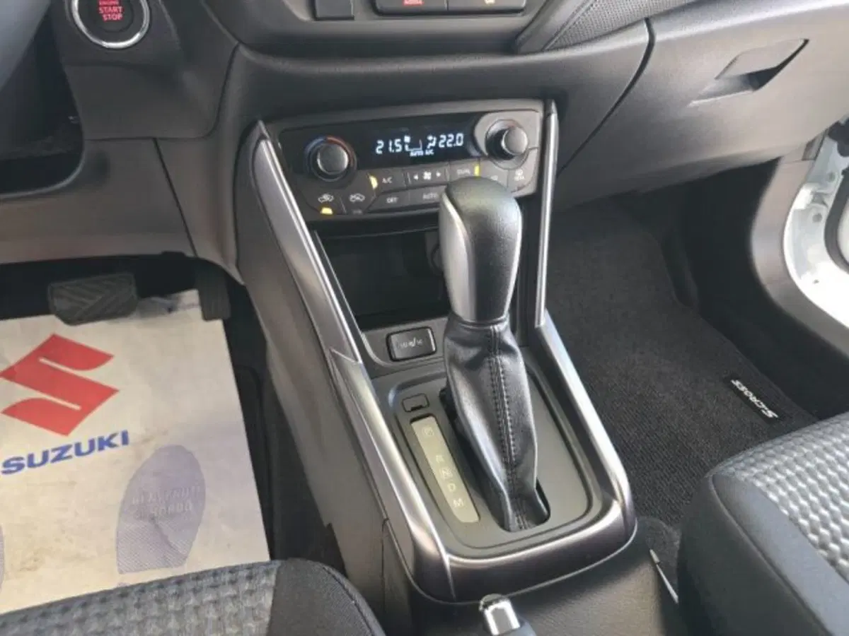 Suzuki S-Cross nuova a Reggio Emilia (10)