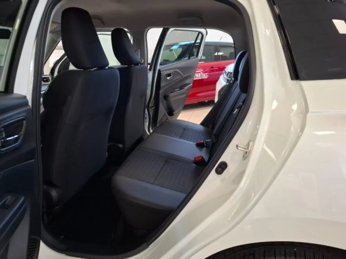 Suzuki Swift nuova a Reggio Emilia (14)