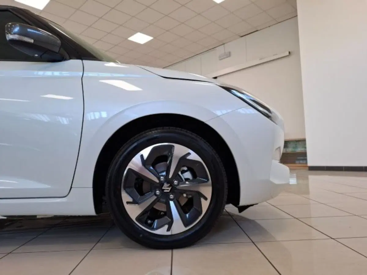 Suzuki Swift nuova a Reggio Emilia (19)