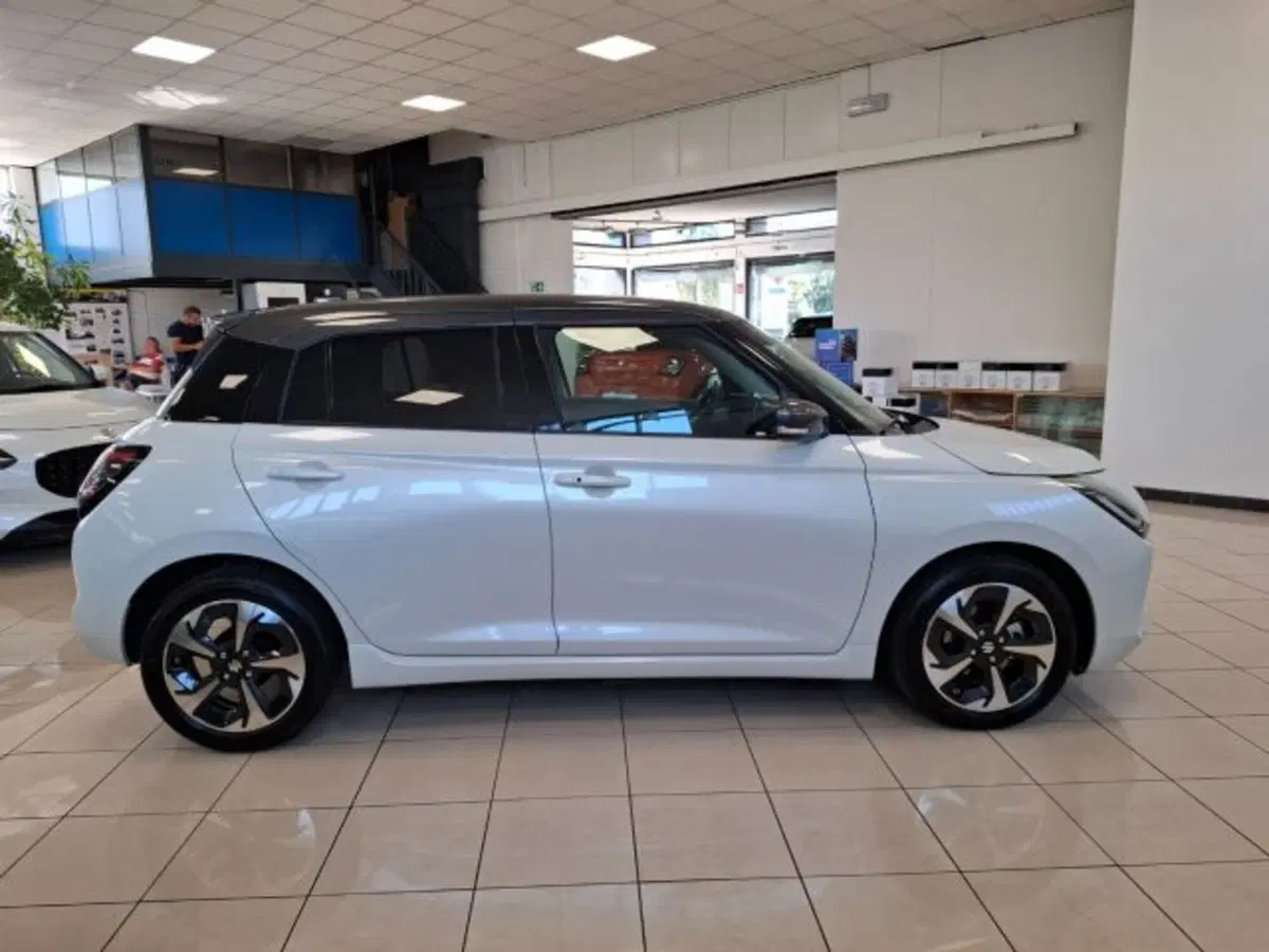 Suzuki Swift nuova a Reggio Emilia (6)