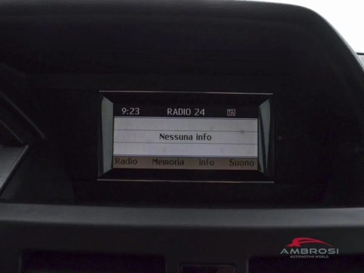 Mercedes-Benz GLK usata a Perugia (14)