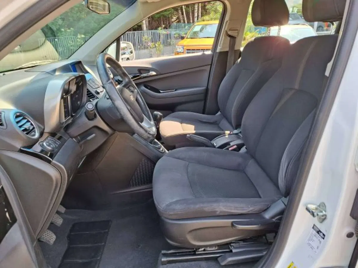 Chevrolet Orlando usata a Como (5)