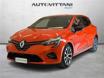 Renault Clio TCe 90 CV 5 porte Techno del 2023 usata a Como