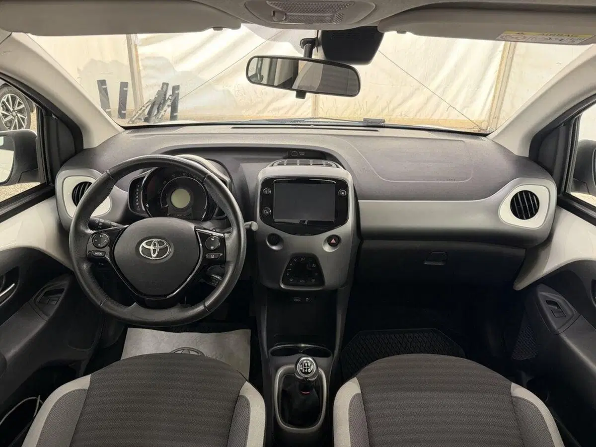Toyota Aygo usata a Monza e Brianza (9)