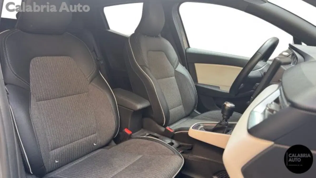 Renault Clio usata a Reggio Calabria (11)