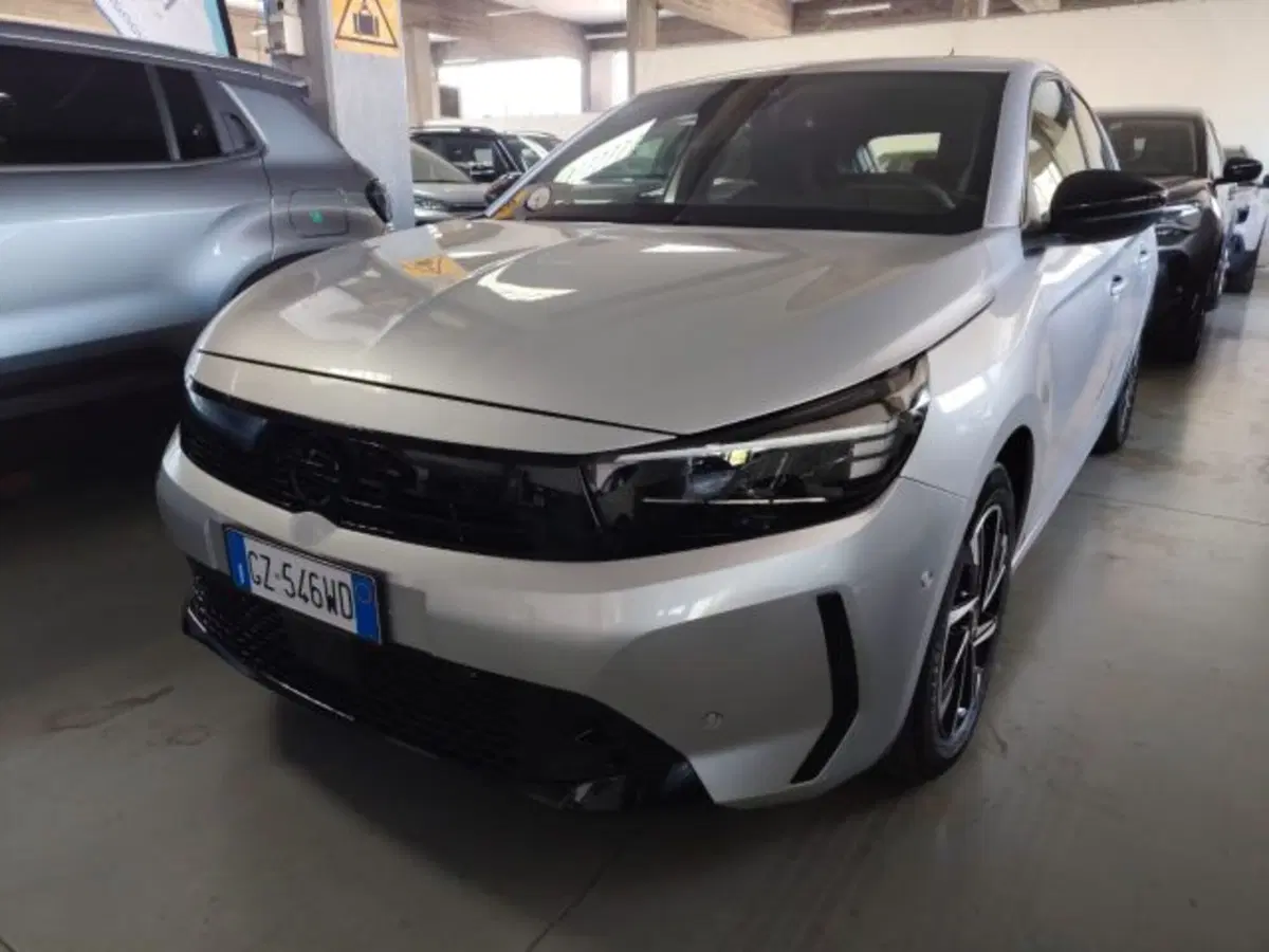 Opel Corsa usata a Forlì-Cesena (2)