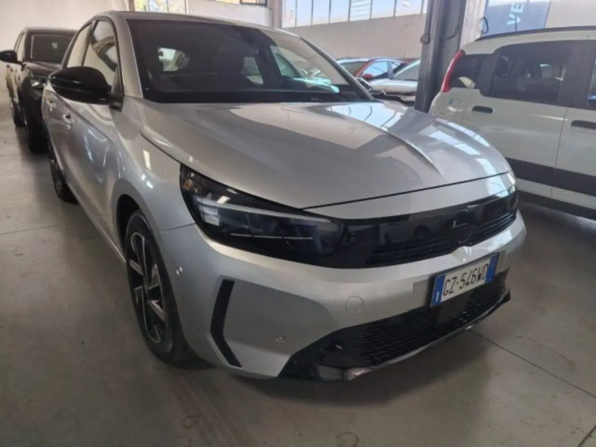 Opel Corsa usata a Forlì-Cesena (4)
