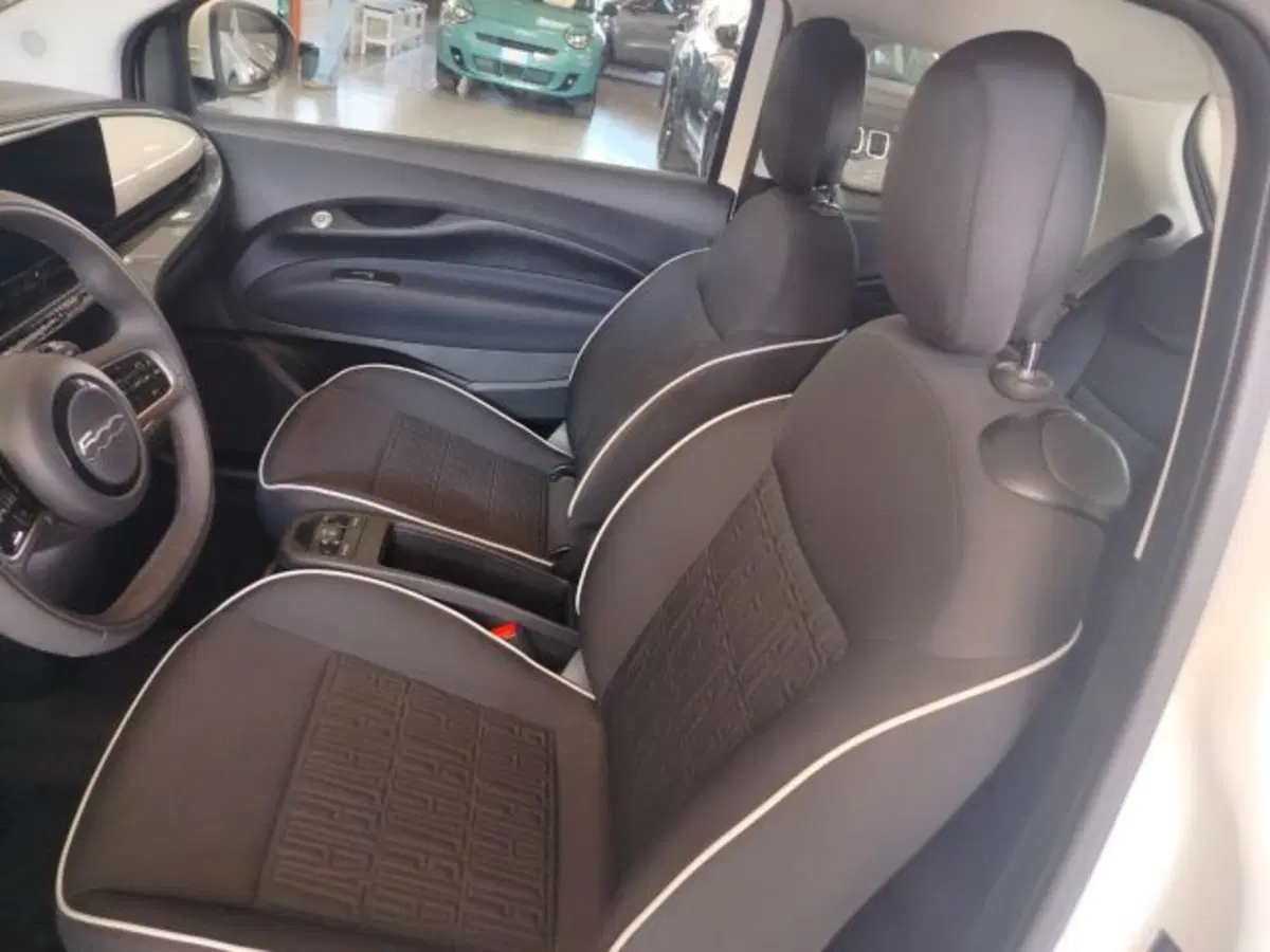 Fiat 500e usata a Forlì-Cesena (10)