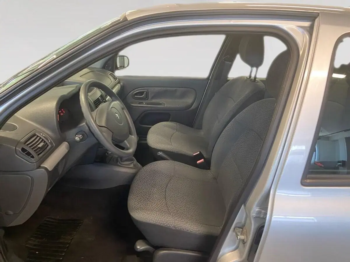 Renault Clio usata a Torino (6)