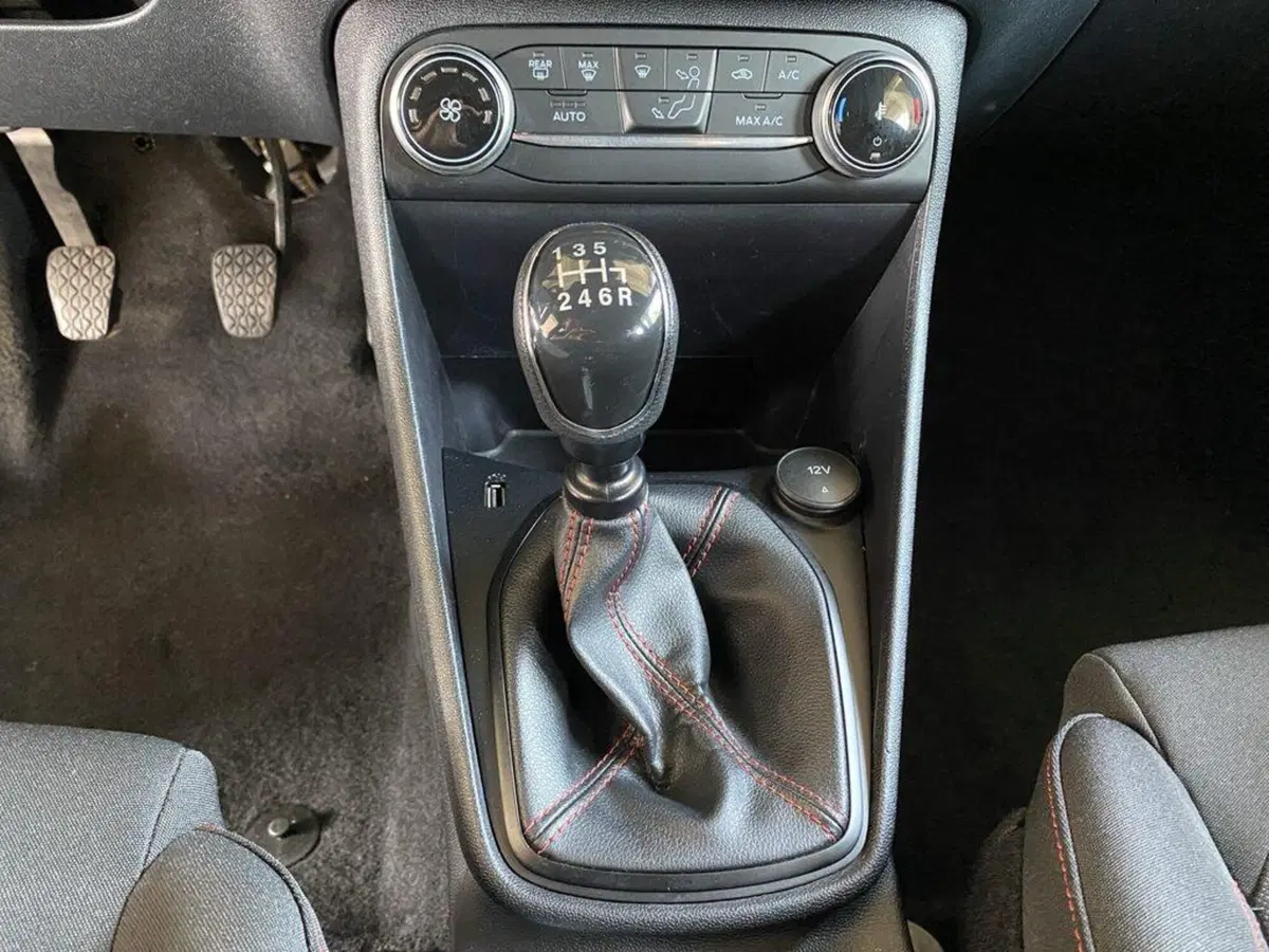 Ford Fiesta usata a Torino (12)